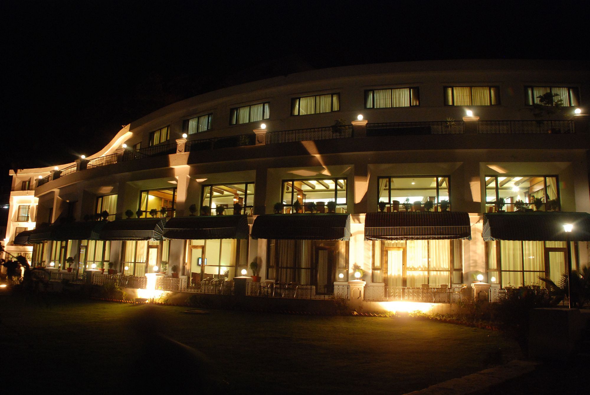 Namah Nainital, A Member Of Radisson Individuals Retreats Hotel Exterior photo